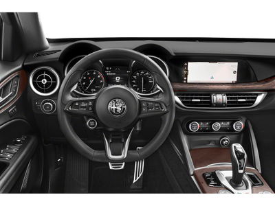 2023 Alfa Romeo Stelvio Estrema
