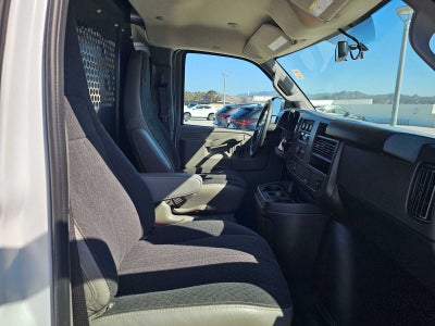 2025 Chevrolet Express Cargo WT