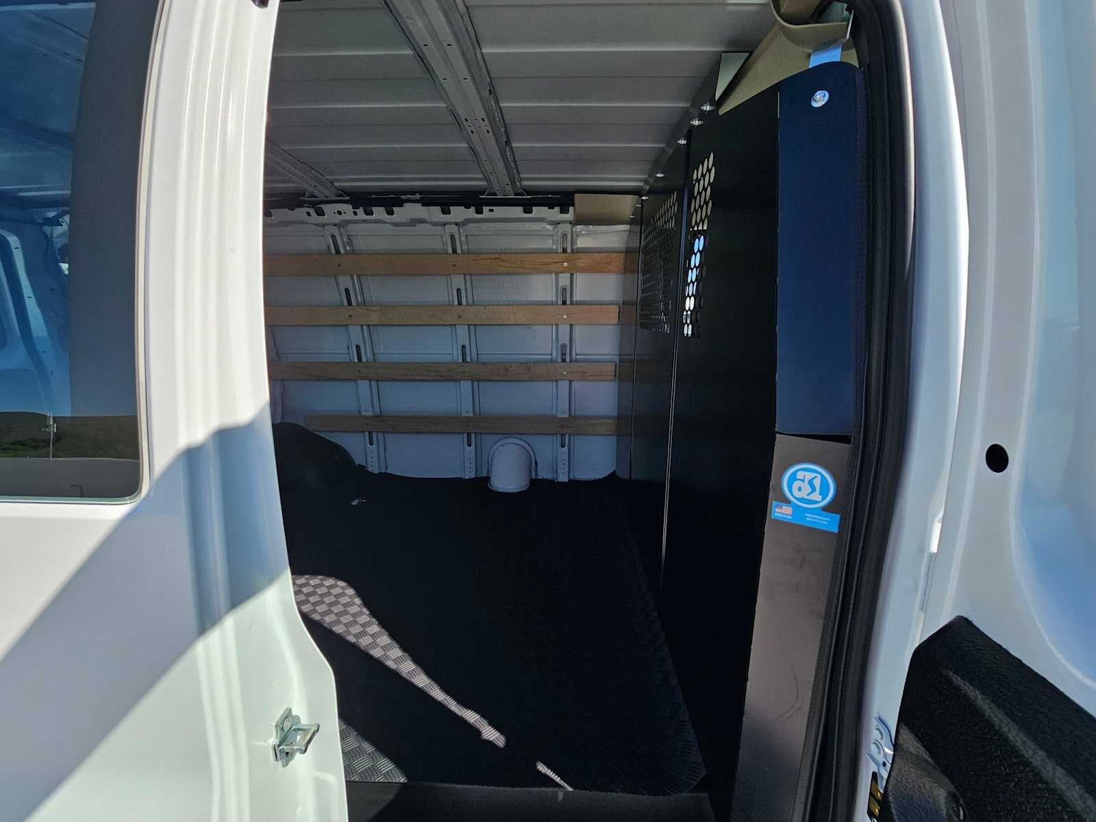 2025 Chevrolet Express Cargo WT