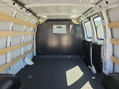 2025 Chevrolet Express Cargo WT