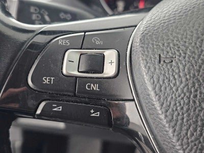 2017 Volkswagen Passat R-Line w/Comfort Pkg