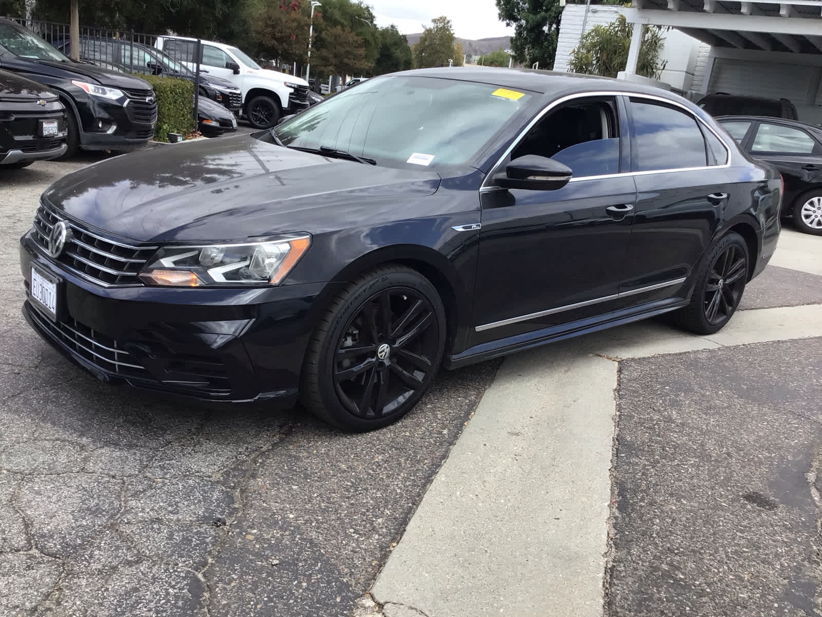 2017 Volkswagen Passat R-Line w/Comfort Pkg