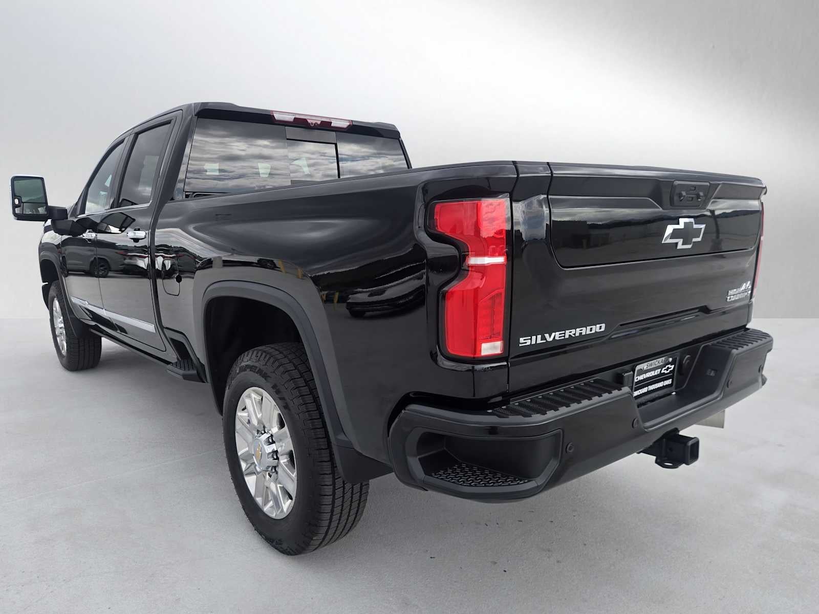 2025 Chevrolet Silverado 3500 HD High Country