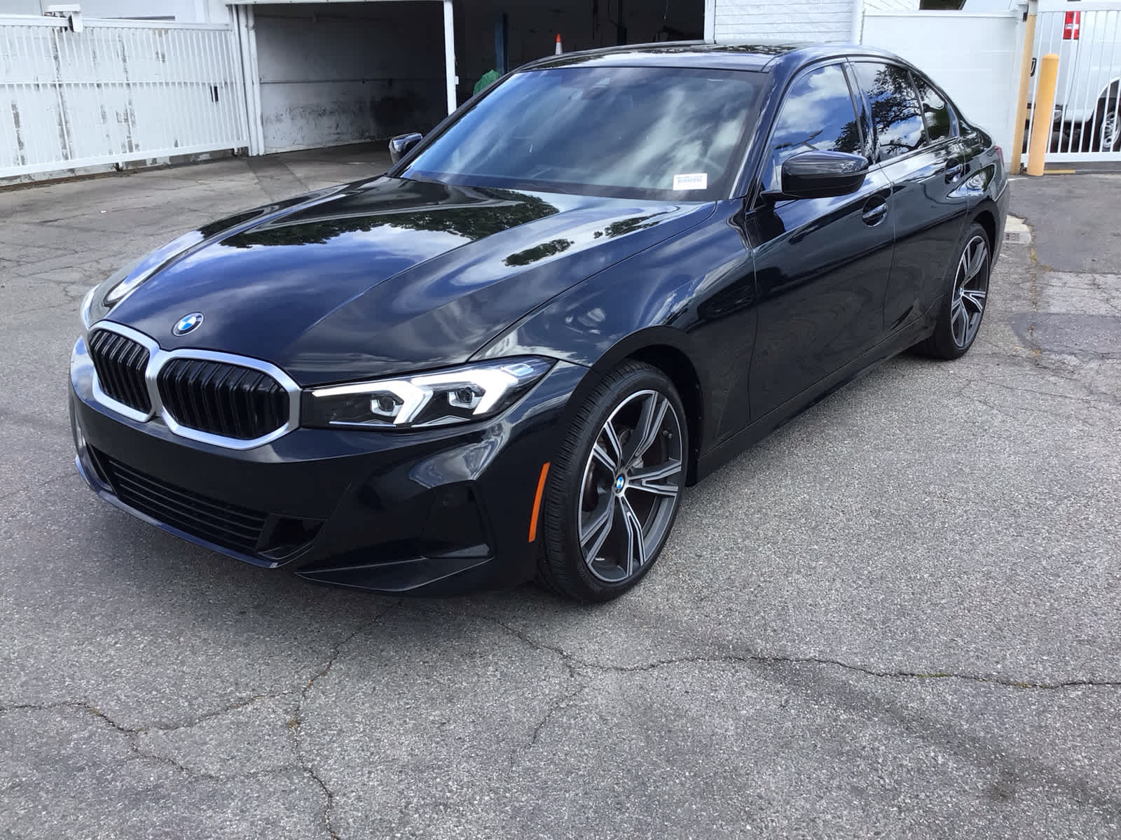 2023 BMW 3 Series 330i