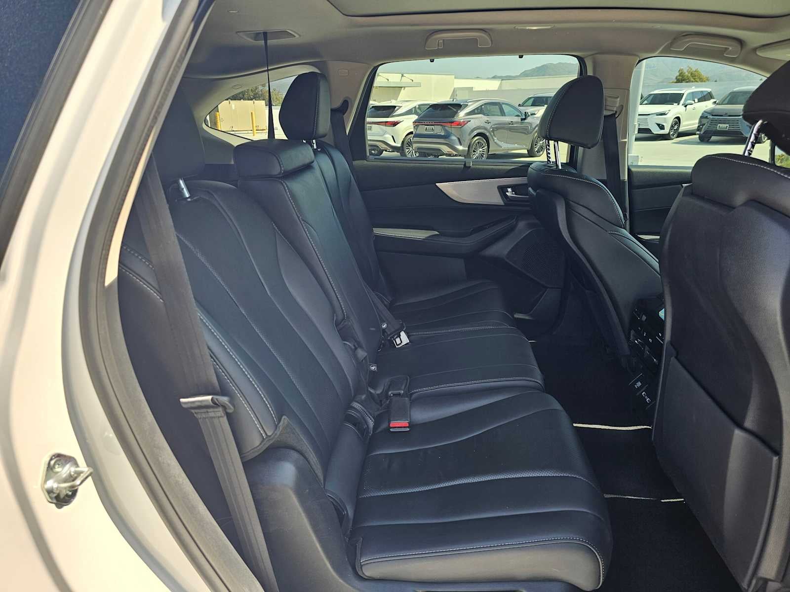 2023 Acura MDX w/Technology Package