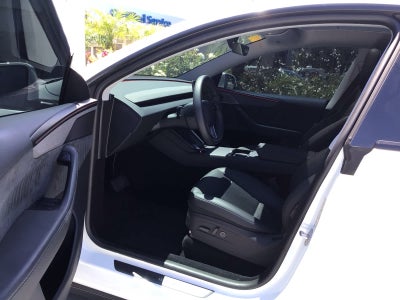 2026 Tesla Model Y Premium