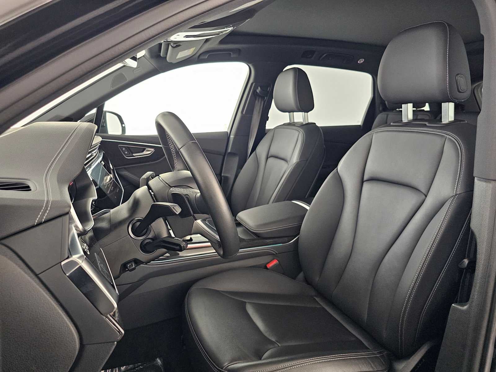 2025 Audi Q7 Premium Plus