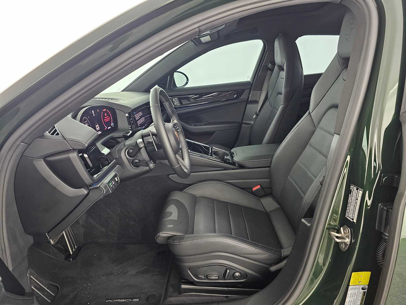 2026 Porsche Panamera 4DR RWD