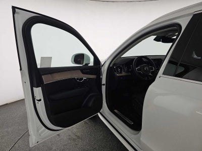 2025 Volvo XC90 Plus