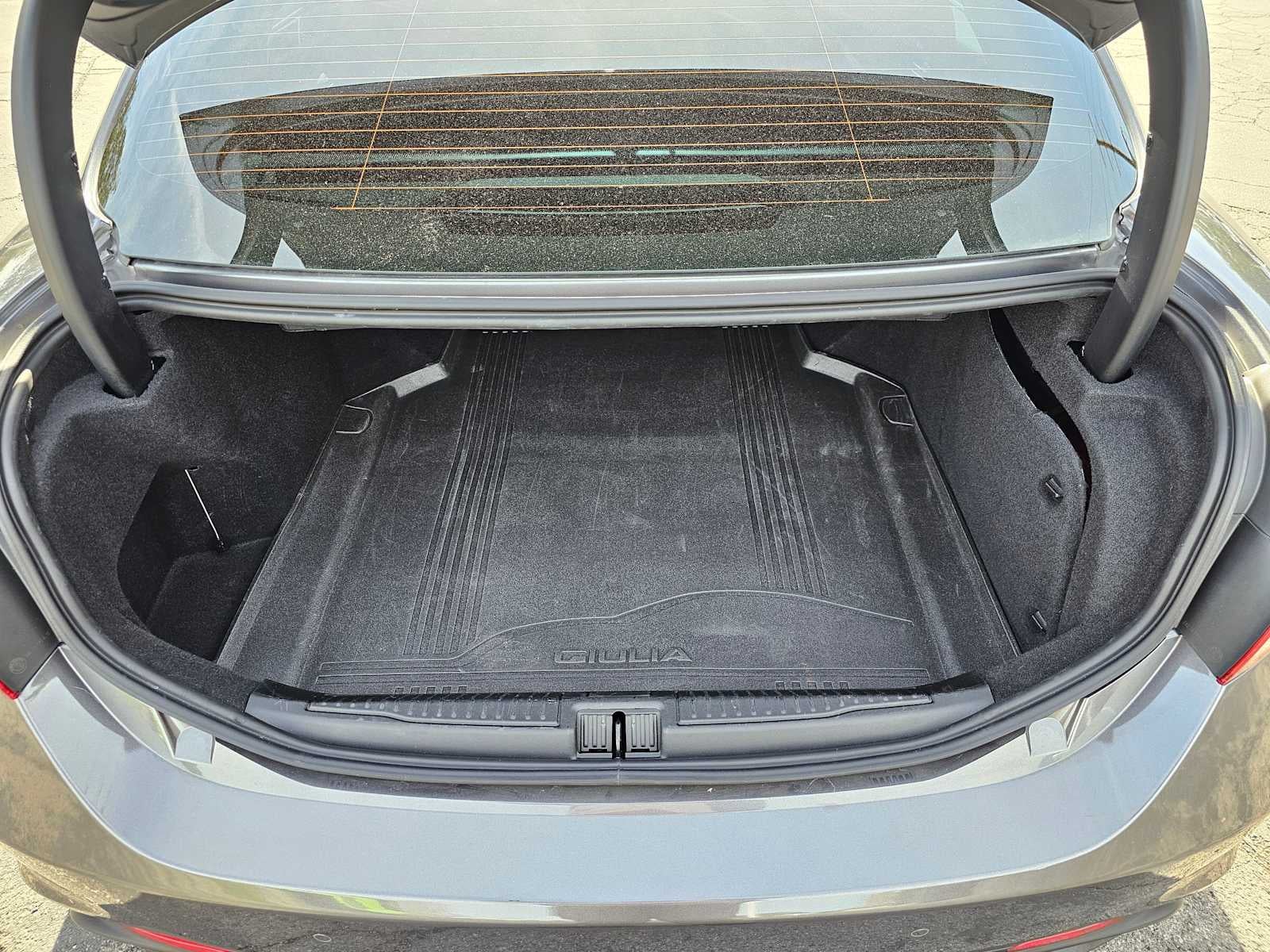 2023 Alfa Romeo Giulia Quadrifoglio