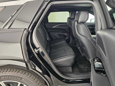 2025 Cadillac LYRIQ Luxury 1