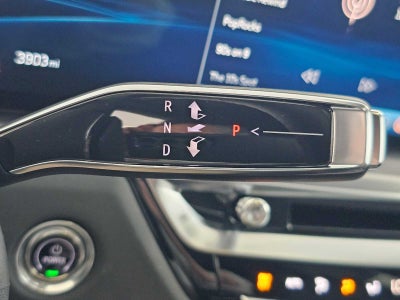 2025 Cadillac LYRIQ Luxury 3