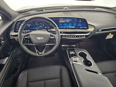 2025 Cadillac LYRIQ Luxury 3