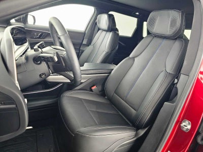 2025 Cadillac LYRIQ Luxury 3