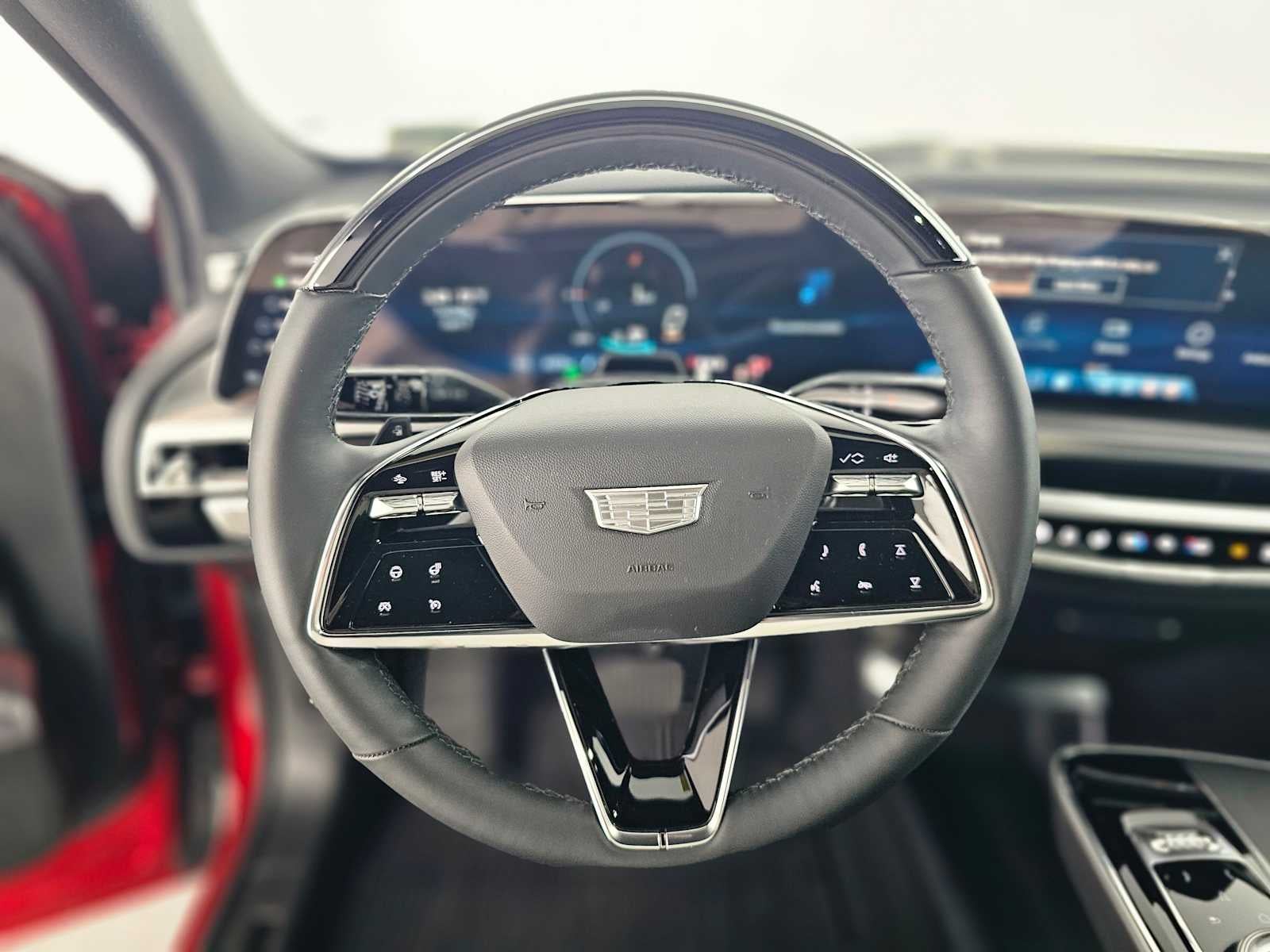 2025 Cadillac LYRIQ Luxury 3