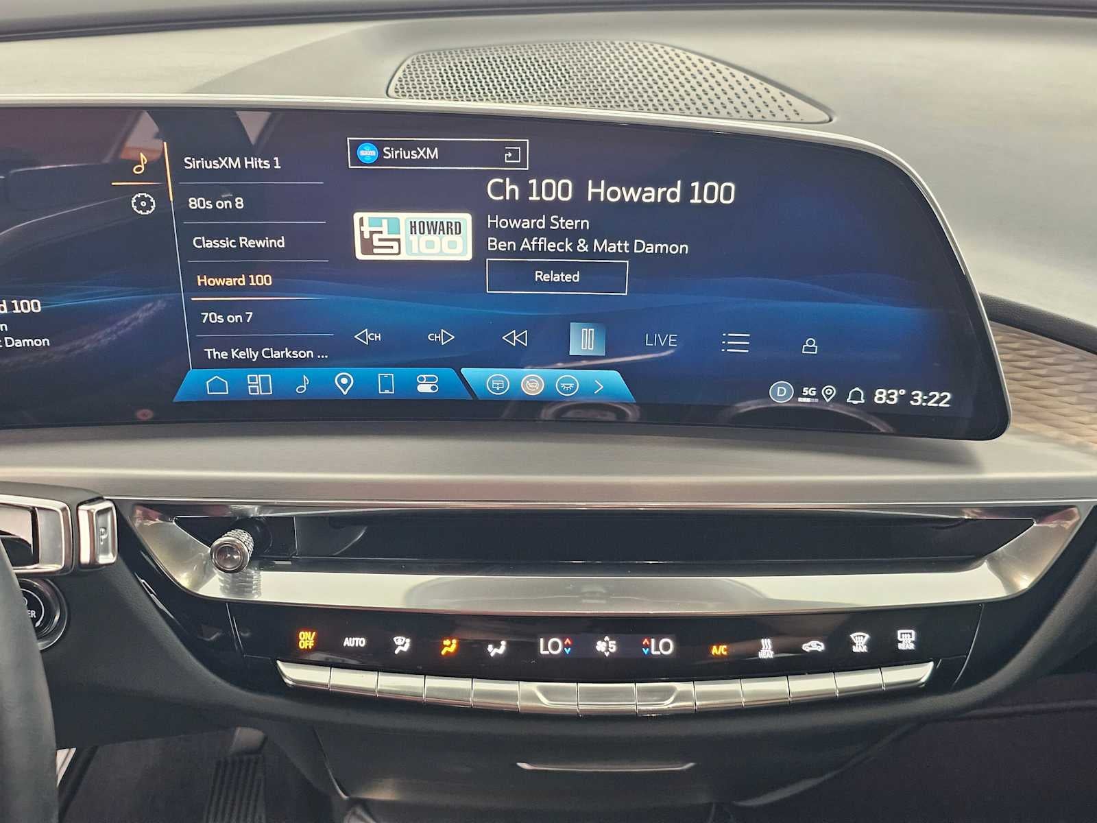 2024 Cadillac LYRIQ Sport 3