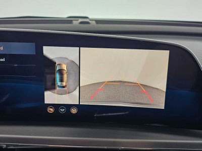 2024 Cadillac LYRIQ Sport 3