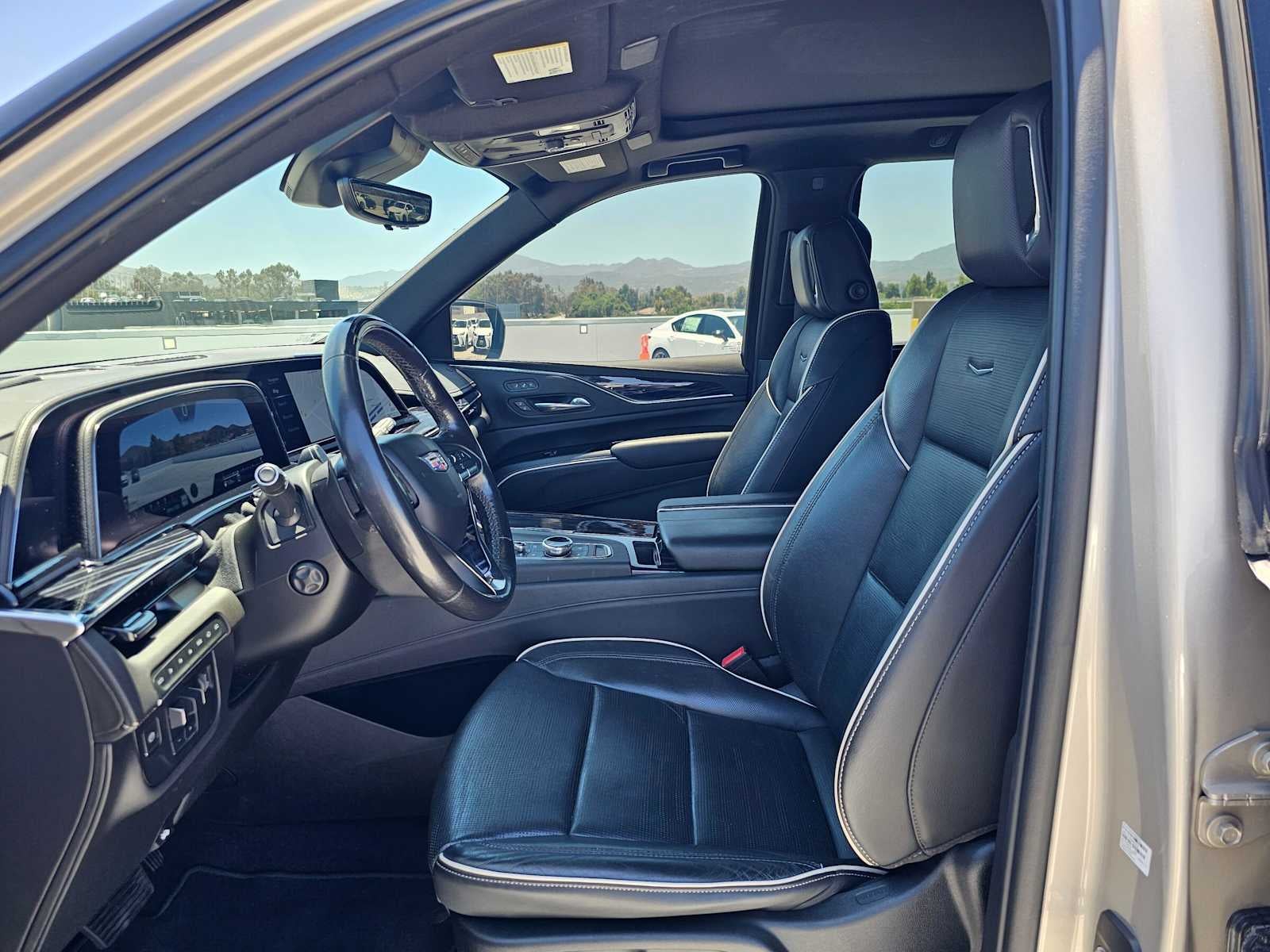 2022 Cadillac Escalade Sport