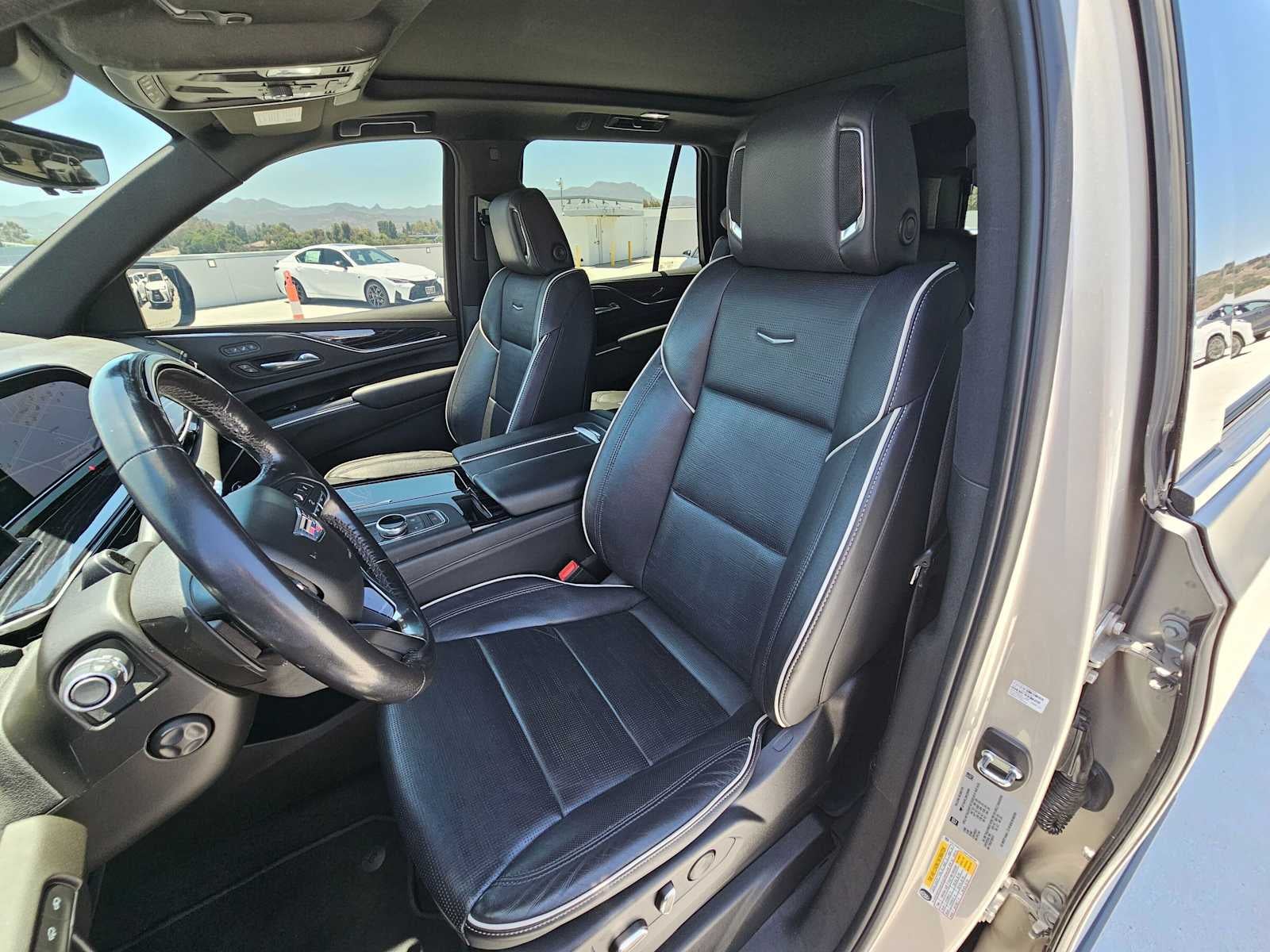 2022 Cadillac Escalade Sport
