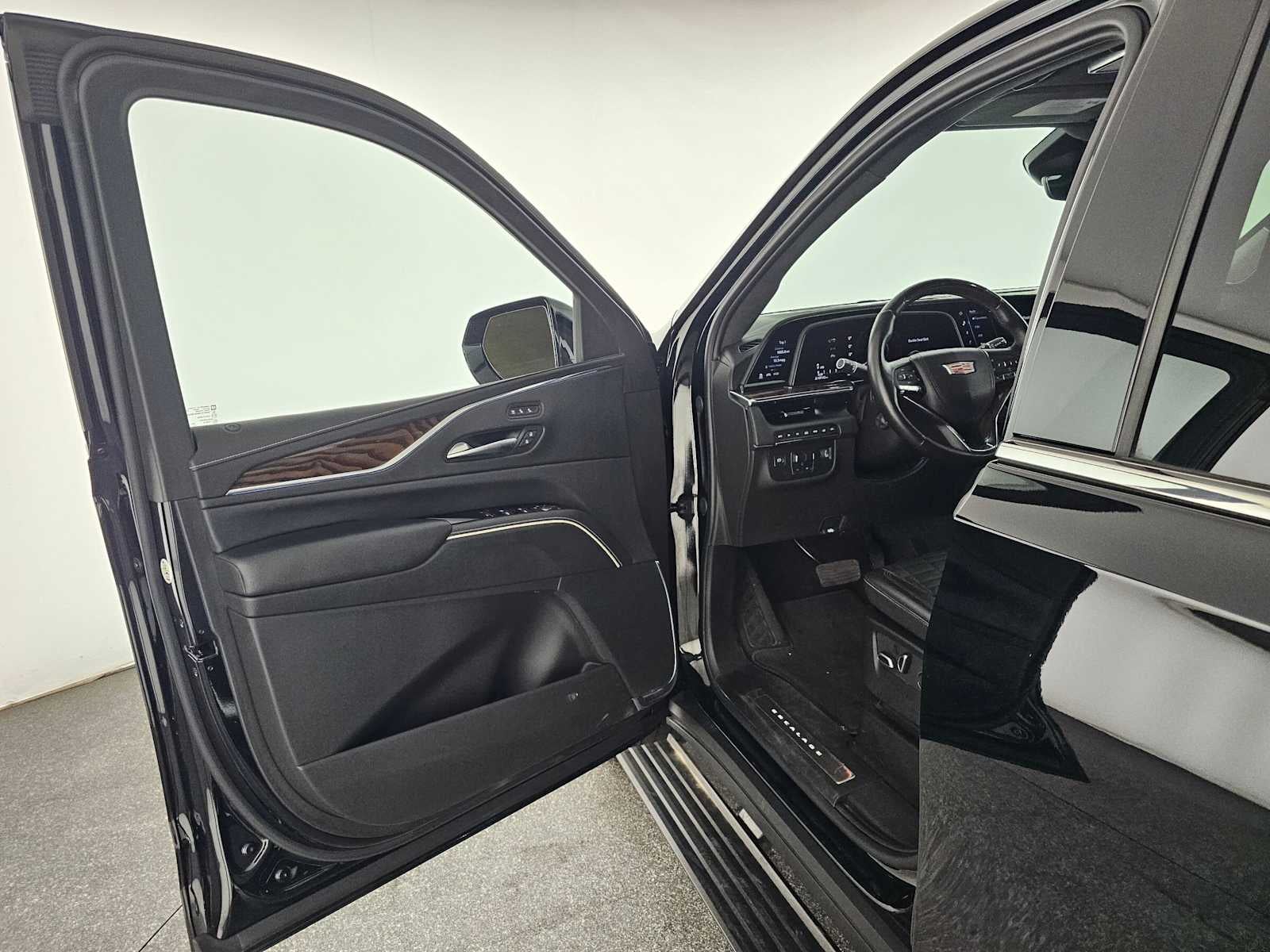 2024 Cadillac Escalade ESV Premium Luxury Platinum