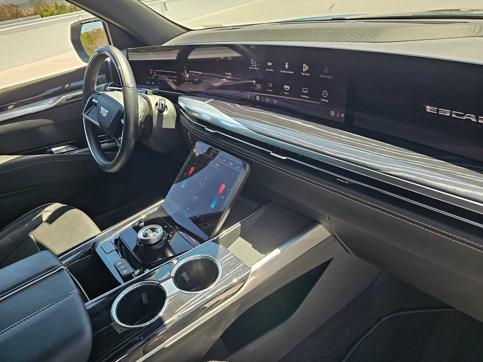 2025 Cadillac Escalade ESV Sport