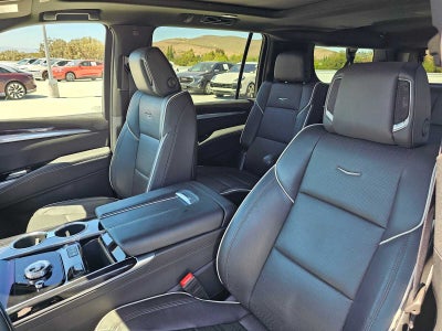 2025 Cadillac Escalade ESV Sport