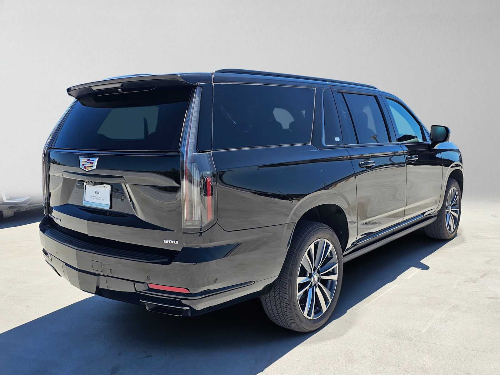 2025 Cadillac Escalade ESV Sport
