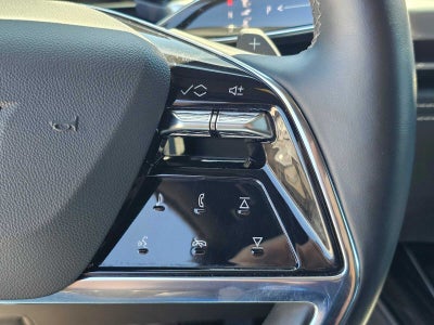 2025 Cadillac Escalade ESV Sport