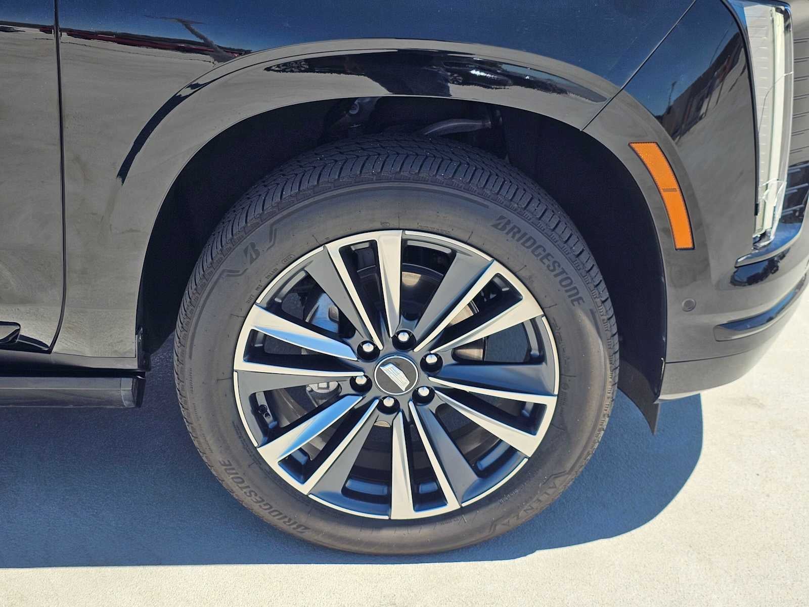 2025 Cadillac Escalade ESV Sport