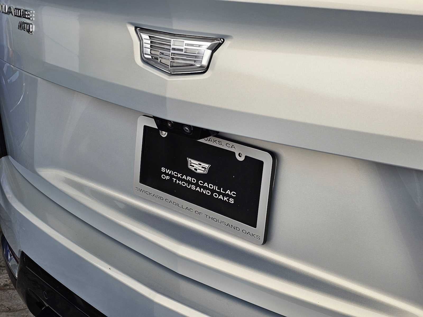 2025 Cadillac ESCALADE IQ Luxury 2