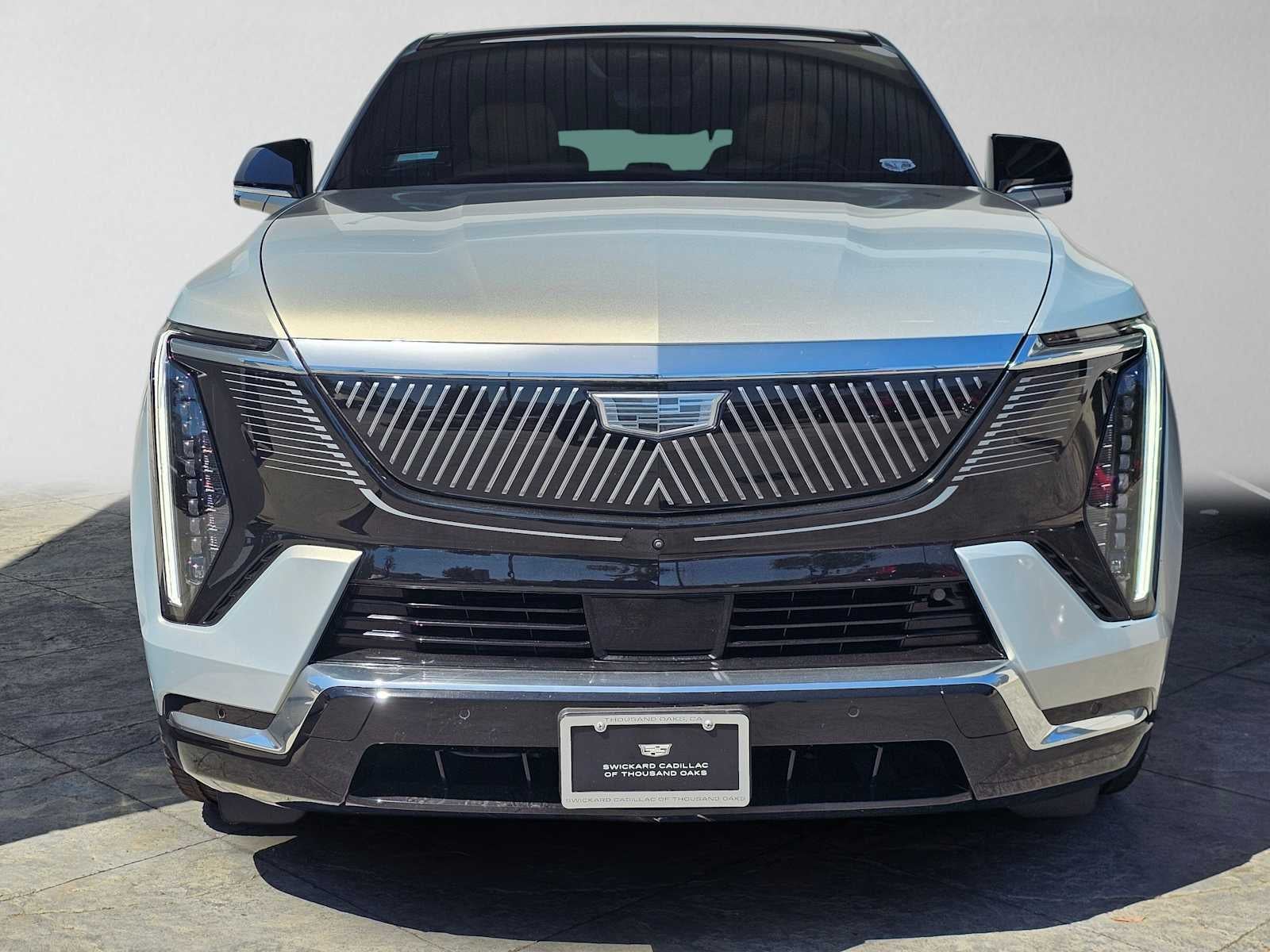 2025 Cadillac ESCALADE IQ Luxury 2