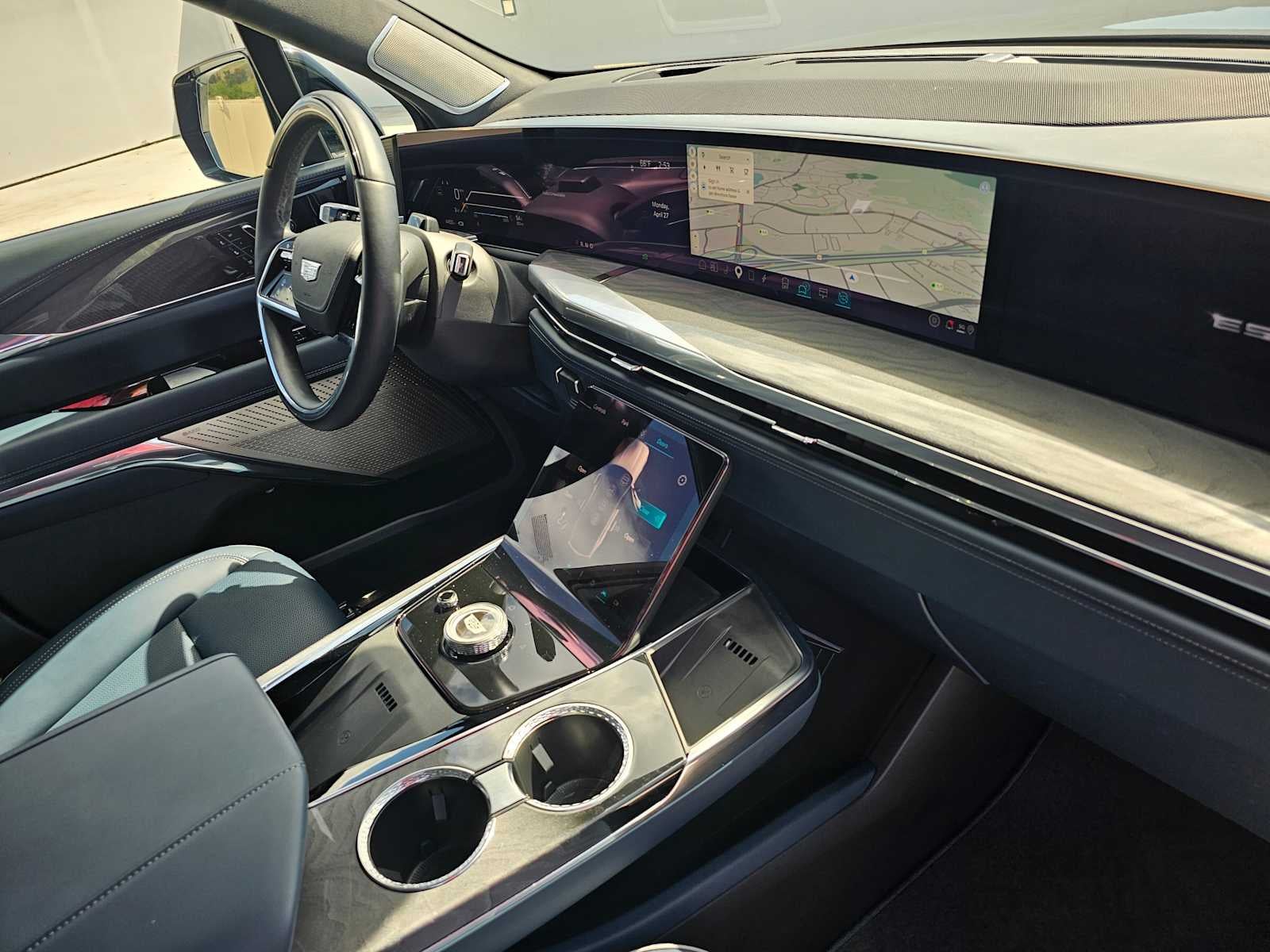 2025 Cadillac ESCALADE IQ Sport 2