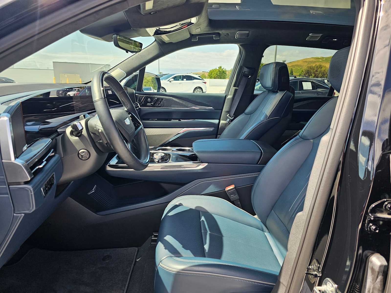 2025 Cadillac ESCALADE IQ Sport 2
