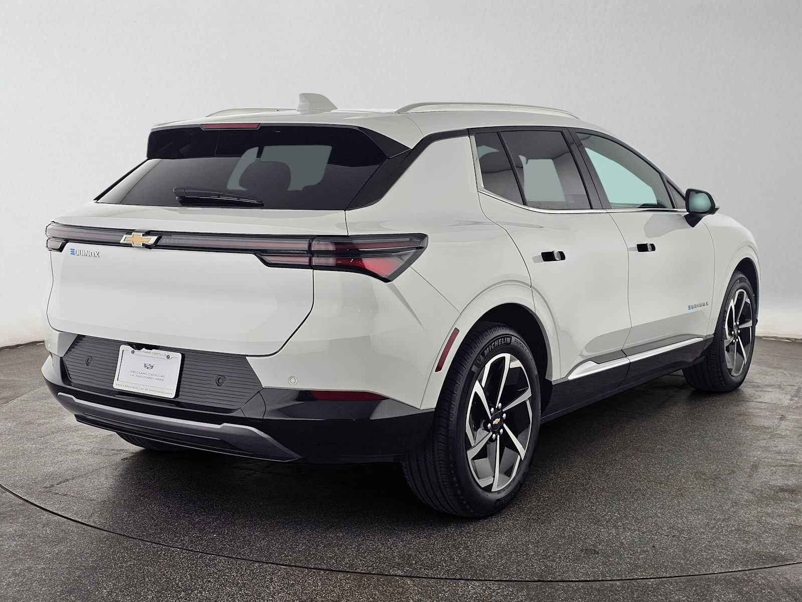 2024 Chevrolet Equinox EV 2LT