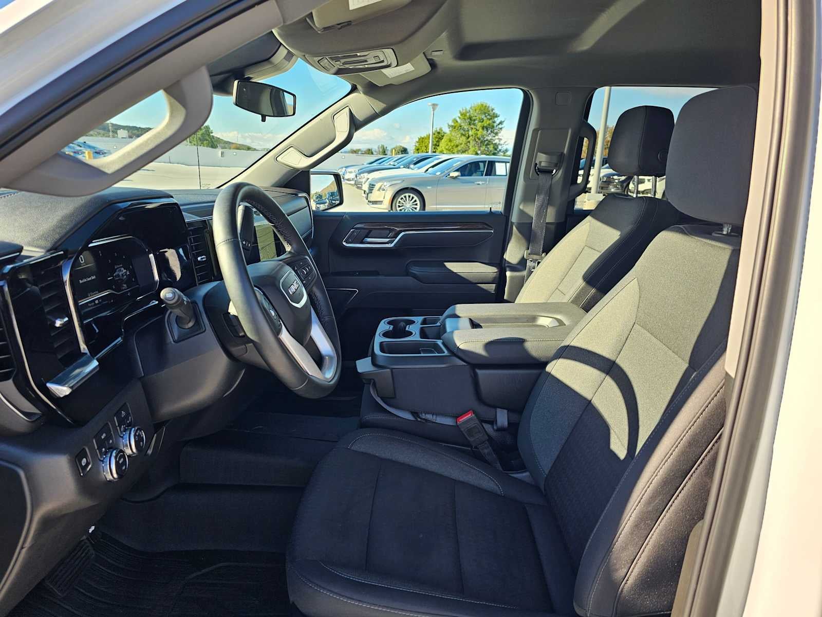 2025 GMC Sierra 1500 SLE