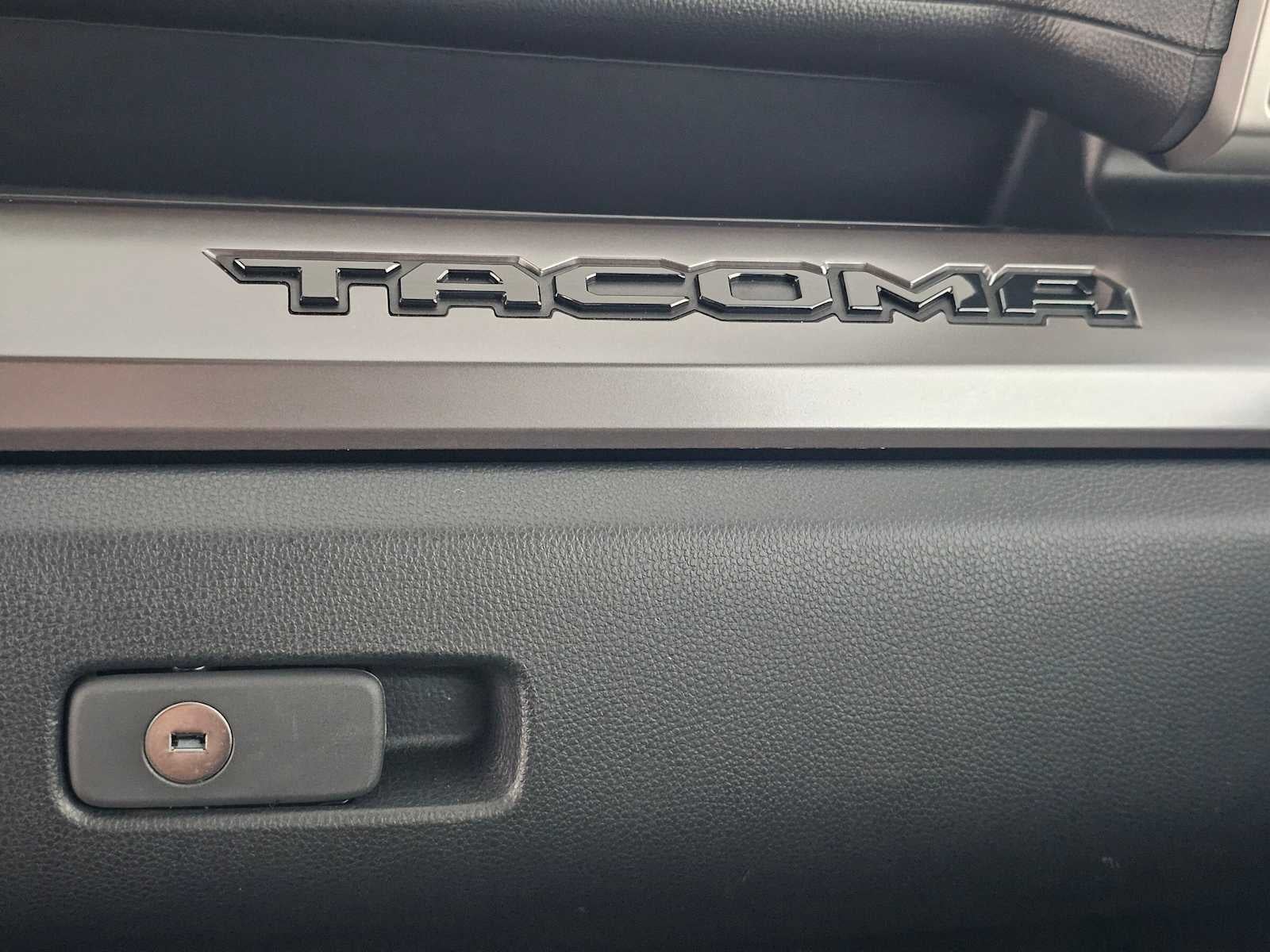 2025 Toyota Tacoma 2WD SR5