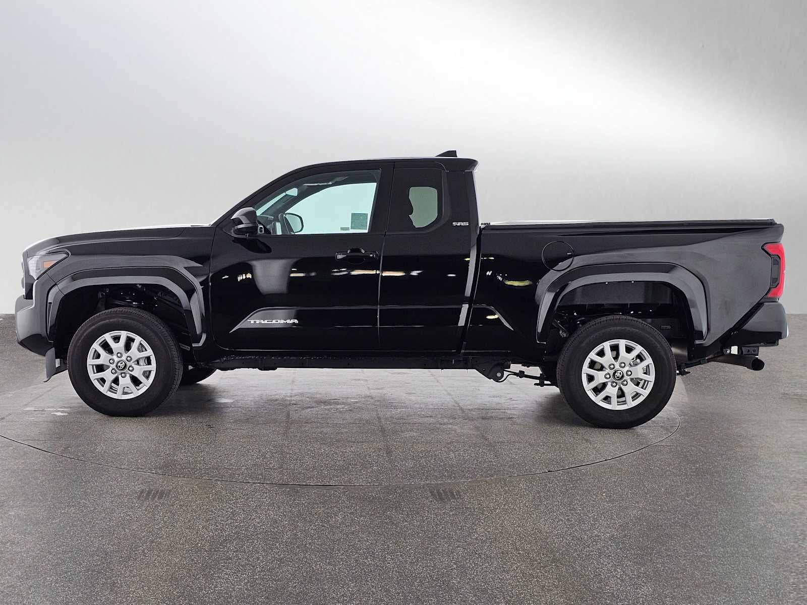 2025 Toyota Tacoma 2WD SR5