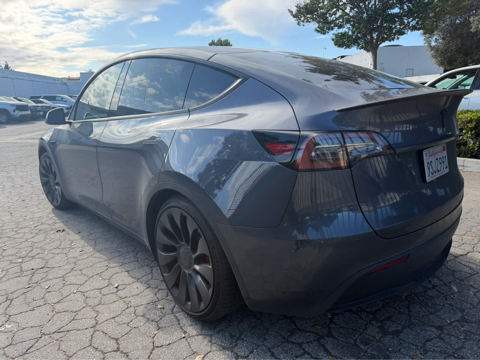 2023 Tesla Model Y Performance
