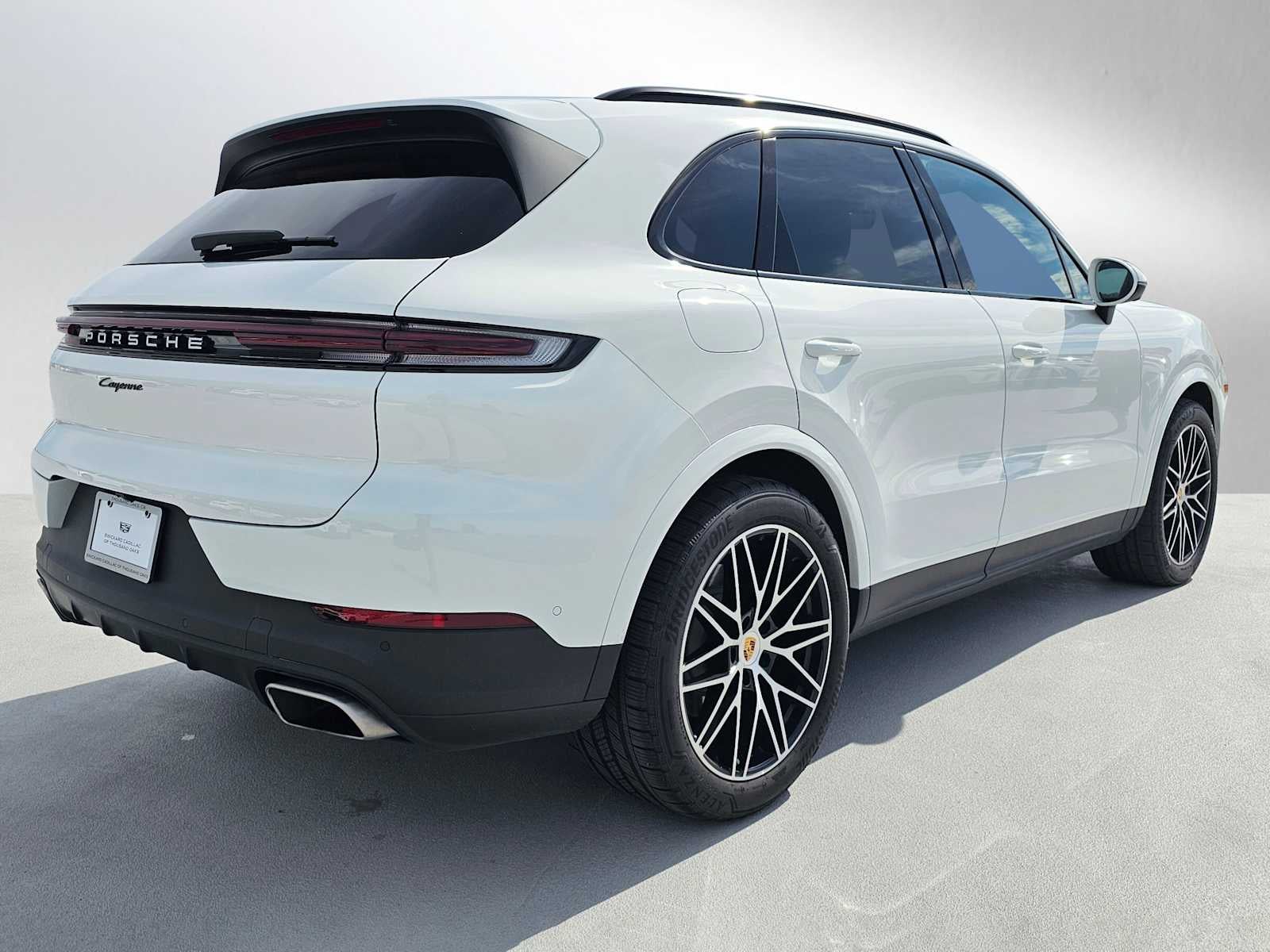2024 Porsche Cayenne Base