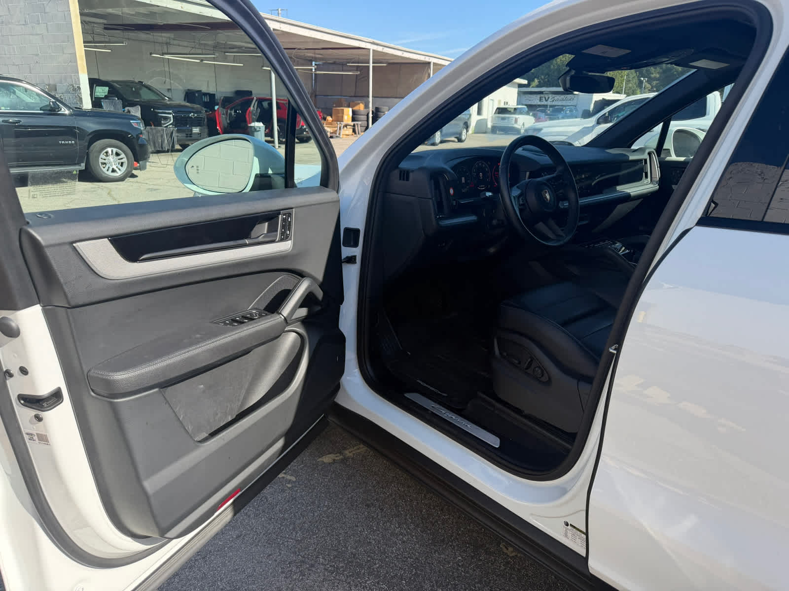 2024 Porsche Cayenne Base