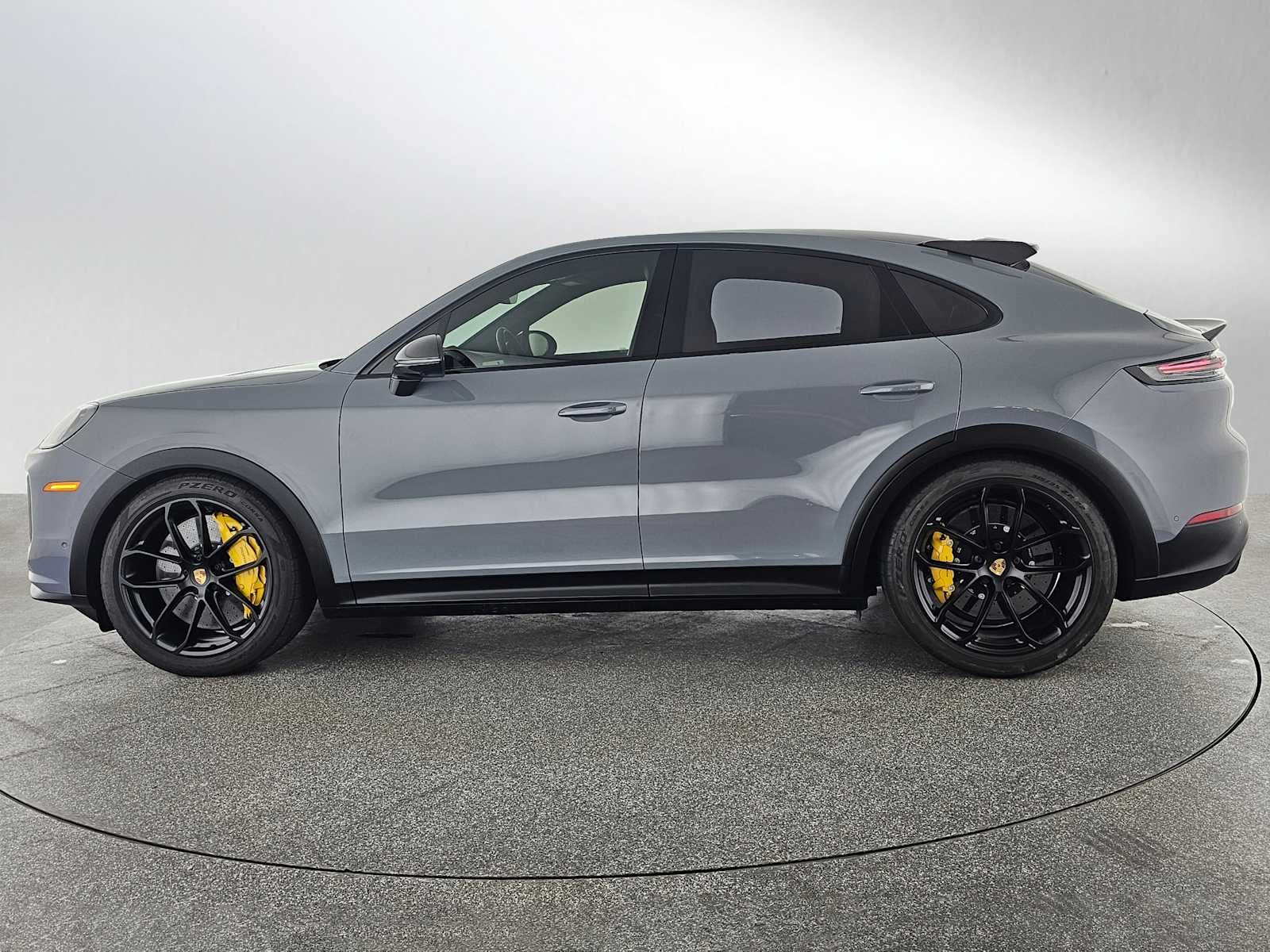 2024 Porsche Cayenne Turbo GT