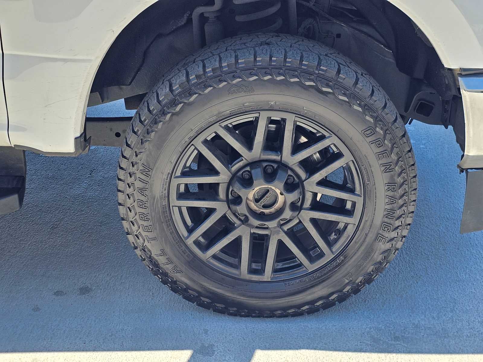 2022 Ford Super Duty F-350 SRW Pickup LARIAT