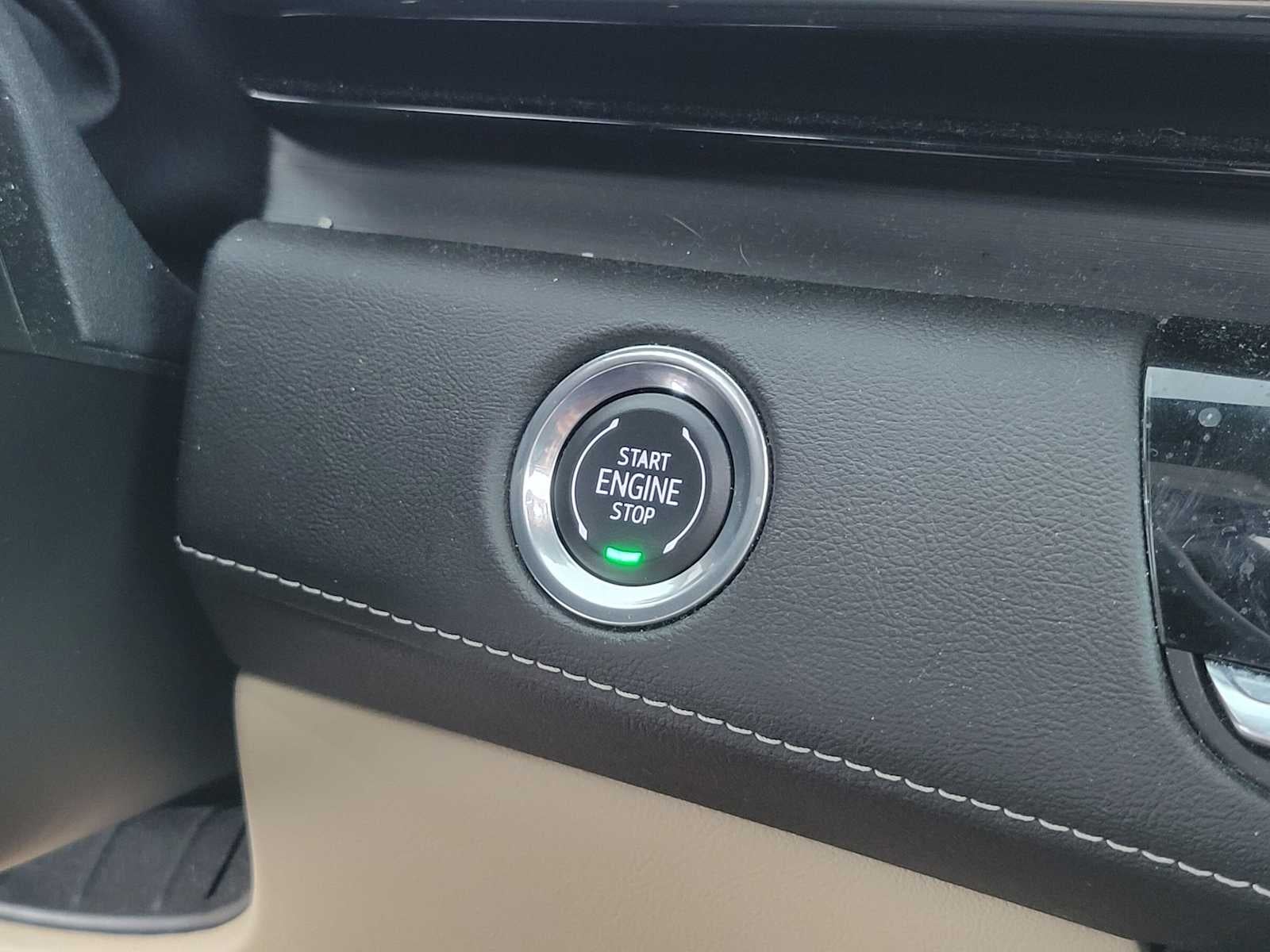 2024 Cadillac Escalade 4WD Premium Luxury