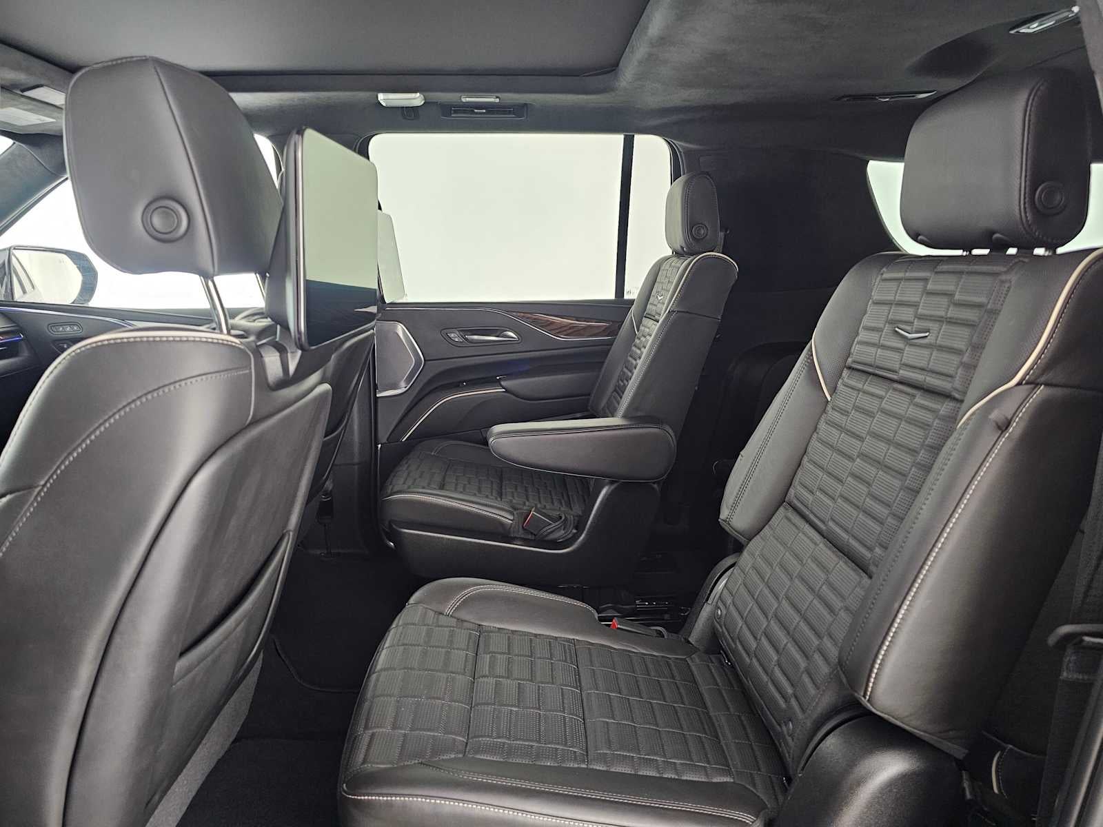 2024 Cadillac Escalade ESV 4WD Premium Luxury Platinum