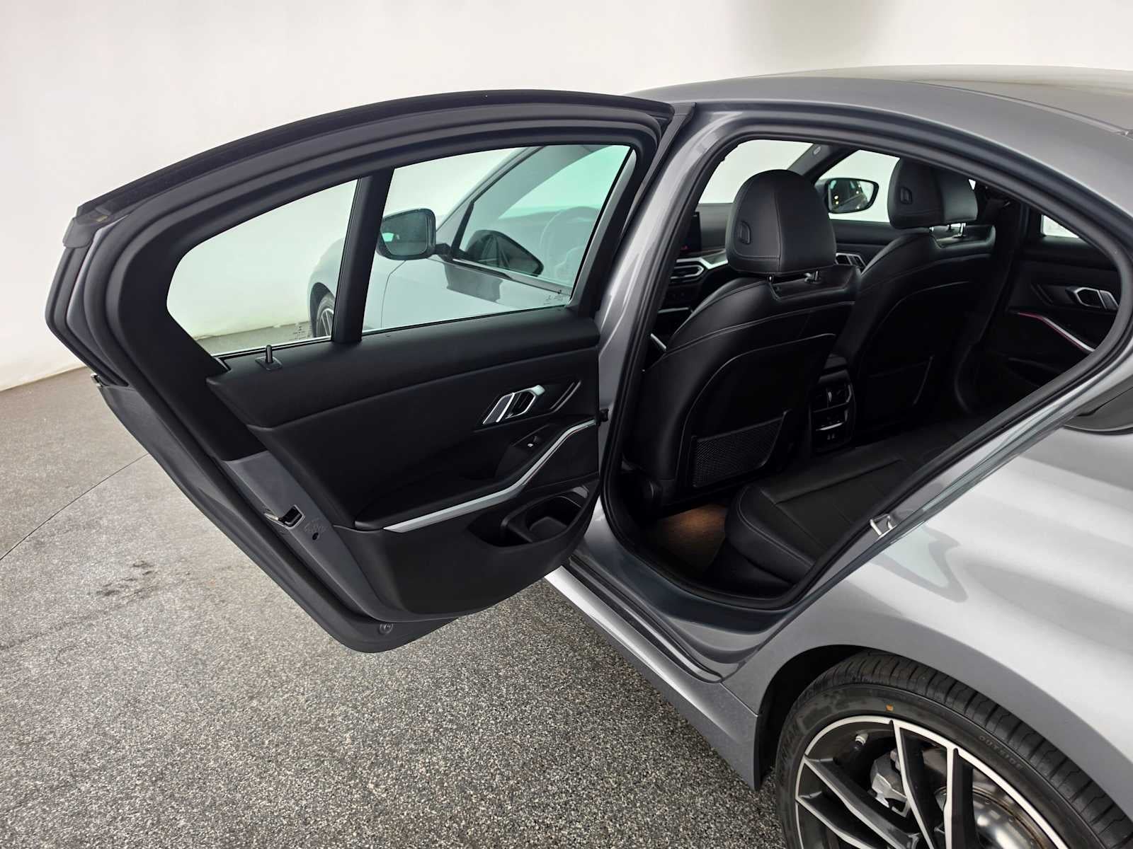 2023 BMW 330i xDrive 330i xDrive