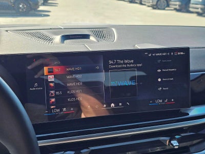 2026 BMW X7 M60i M60i