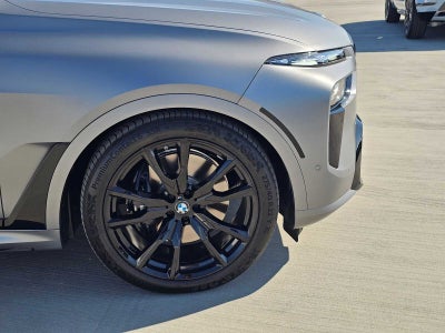 2026 BMW X7 M60i M60i