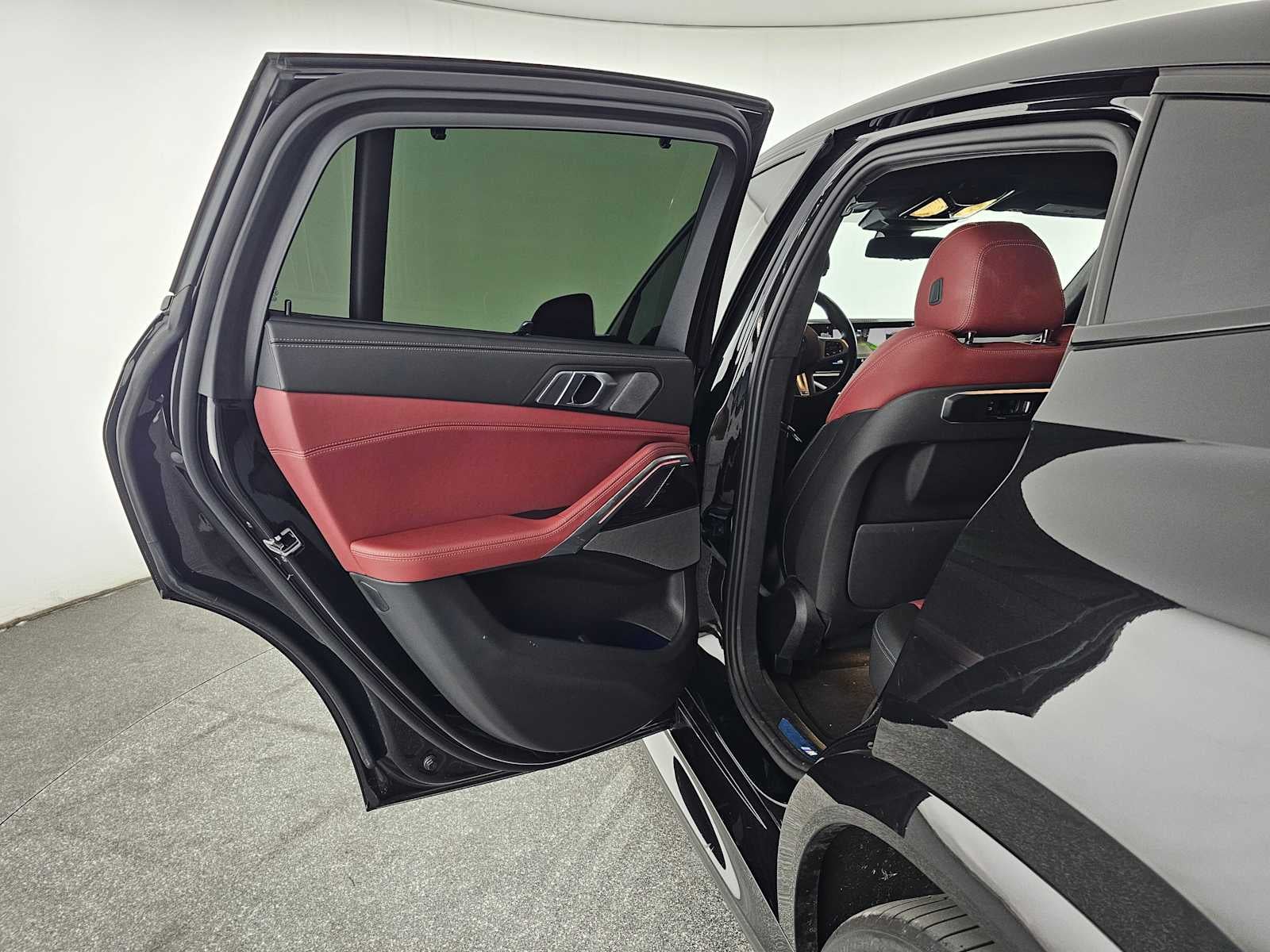 2024 BMW X6 xDrive40i