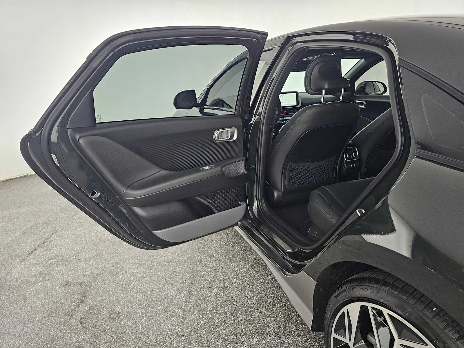 2024 Hyundai IONIQ 6 Limited