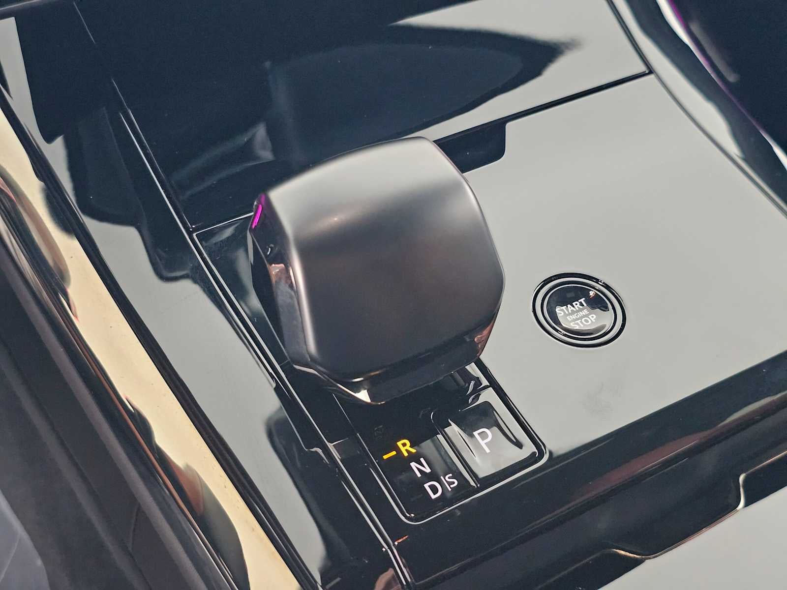 2026 Land Rover Range Rover Sport SV